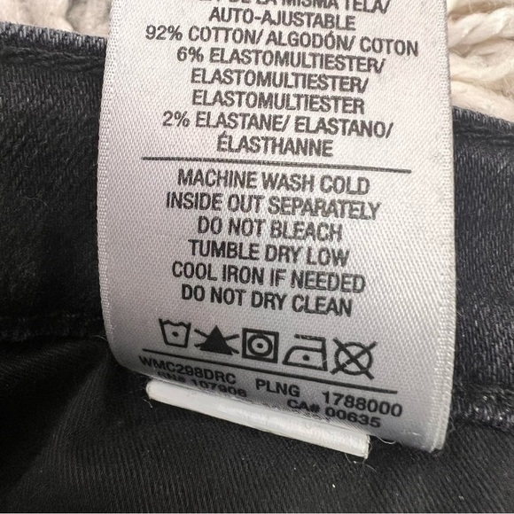 HUDSON Nico Black Straight Crop Jeans - Picture 12 of 12